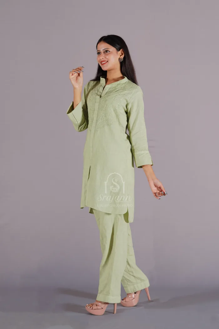 Embroidered Green Linen Lucknowi Chikankari Co-Ord Set: A coordinated set featuring intricate embroidery in the traditional Lucknowi Chikankari style, crafted from premium green linen fabric.
