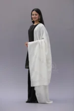 Srajann Hand Embroidered Warm Off White Lucknowi Chikankari Unisex Pashmina Shawl (SLC3725) - Image 4