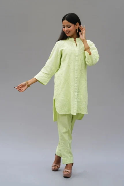 Pista Green Linen Ensemble: Exquisite Lucknowi Chikankari Craftsmanship