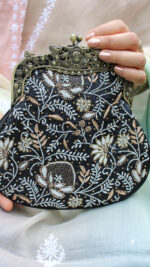 BLACK CHIKANKARI CLUTCH