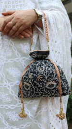 BLACK CHIKANKARI POTLI