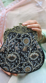 BLACK CHIKANKARI CLUTCH