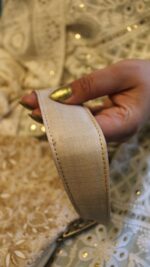 BEIGE CHIKANKARI CLUTCH - Image 3