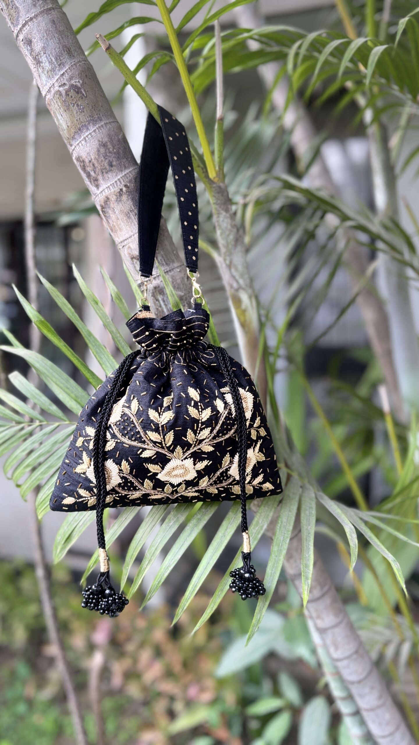 IMG_7528.JPG BLACK CHIKANKARI & ZARDOZI POTLI - Image 1