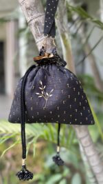 BLACK ZARDOZI & MUKAISH POTLI - Image 3