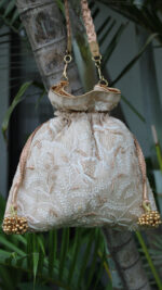 BEIGE CHIKANKARI POTLI