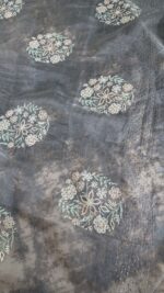 GRAY PURE & PREMIUM ORGANZA CHIKANKARI & MUKAISH SAREE & BLOUSE - Image 4